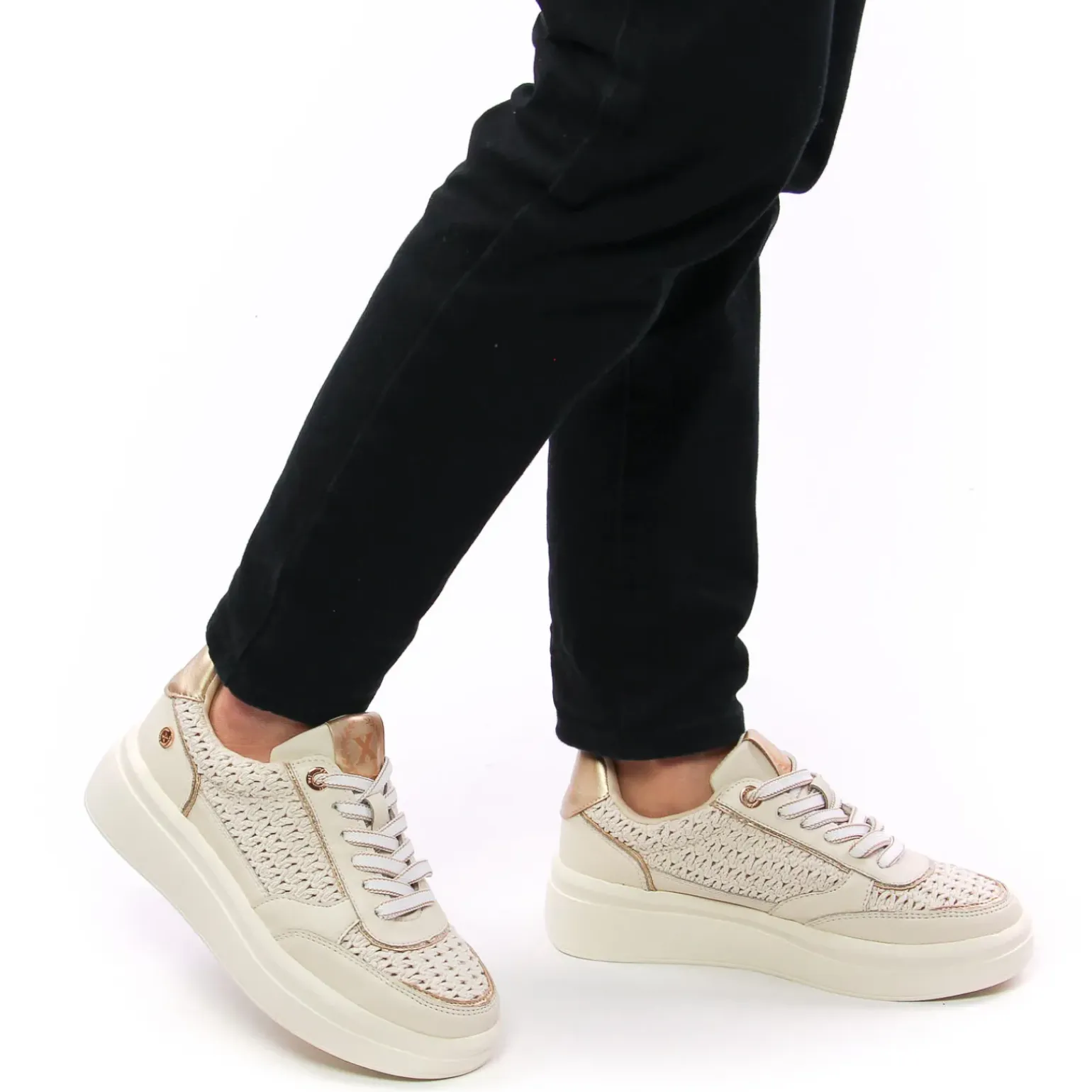 Baskets Plateforme Xti 143773 Beige