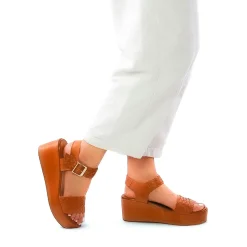 Nu-Pieds Compensés Scarlatine Facing Camel
